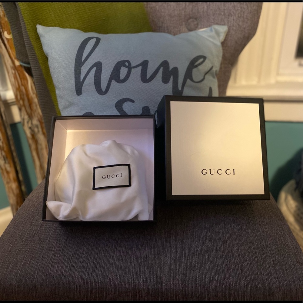 Gucci black belt 1.5 inch